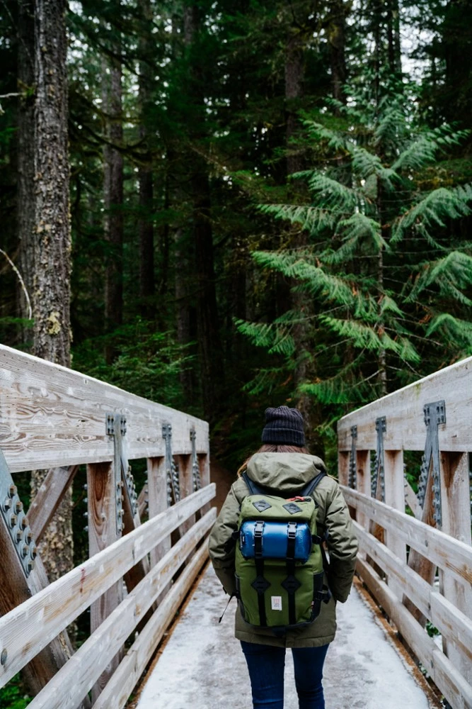 Rumpl Featherlite Down Puffy Blanket - Deep Royal 9 Rumpl Featherlite Down Puffy Blanket - Deep Royal - Image 7