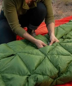 Kammok Bobcat 45 Down Trail Quilt -Cheap Sleeping Bags Store 2d0811c5 ae6a 43d1 9033 be34e94a96aa