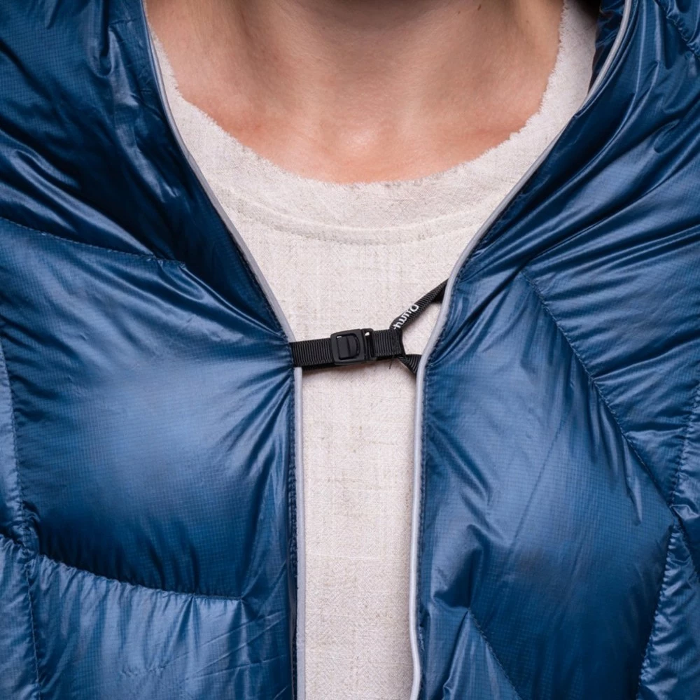 Rumpl Featherlite Down Puffy Blanket - Deep Royal 5 Rumpl Featherlite Down Puffy Blanket - Deep Royal - Image 3