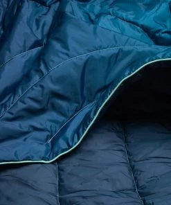 Rumpl Original Puffy Recycled Blanket - Ocean Fade -Cheap Sleeping Bags Store afb1a9c5 3282 42fc b5f0 eedd941fb5d2