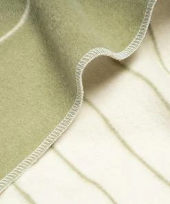 Rumpl Merino SoftWool Throw -Cheap Sleeping Bags Store c4ea284d 5280 400c 9070 8fc8f3c6afed