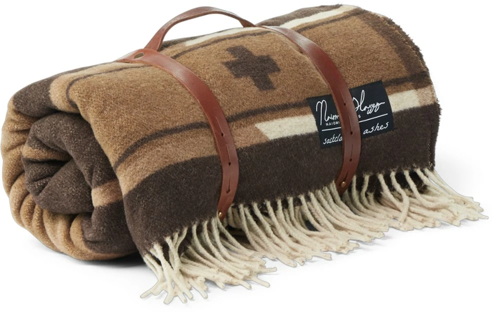 Sackcloth & Ashes Naiomi Glasses Blanket 6 Sackcloth & Ashes Naiomi Glasses Blanket - Image 4