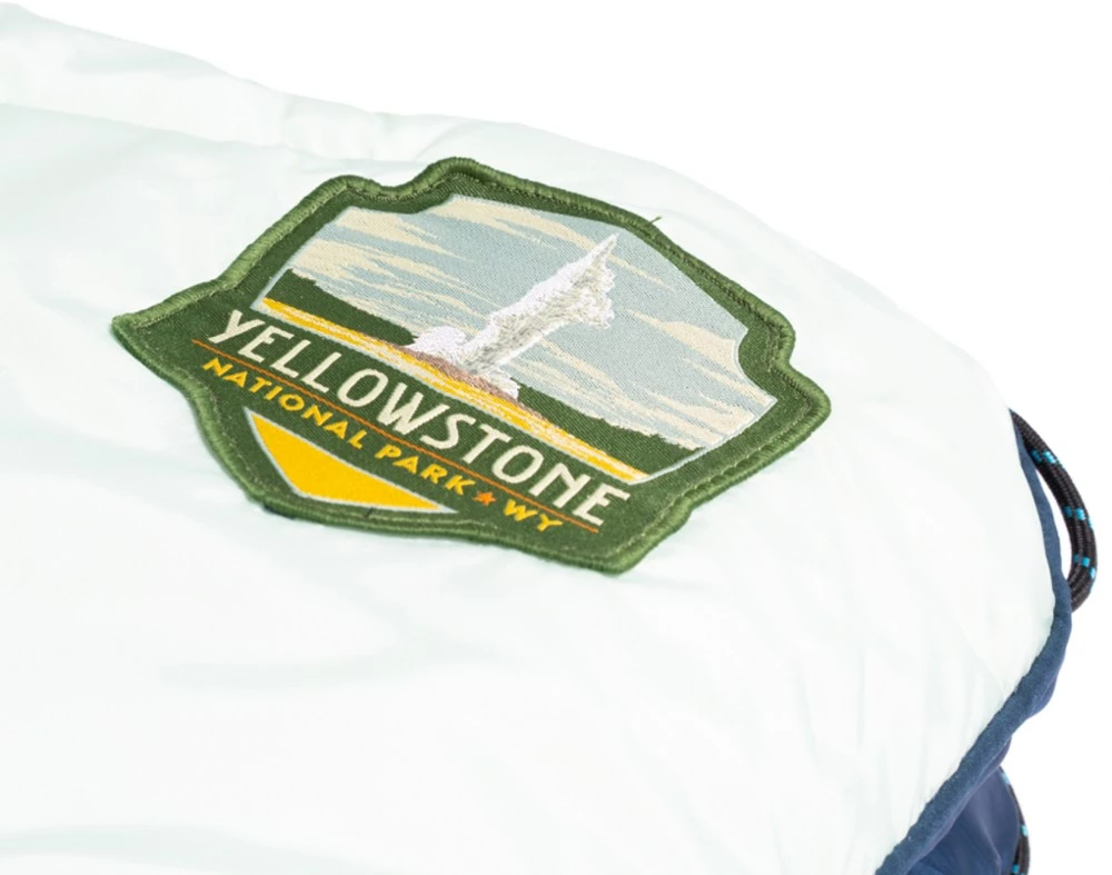 Rumpl Original Puffy Blanket - Yellowstone 5 Rumpl Original Puffy Blanket - Yellowstone - Image 3