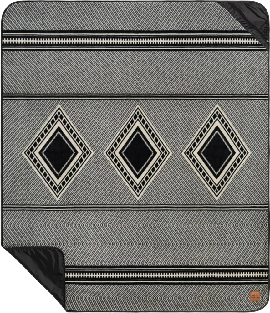 Slowtide River Nylon Blanket 3 Slowtide River Nylon Blanket