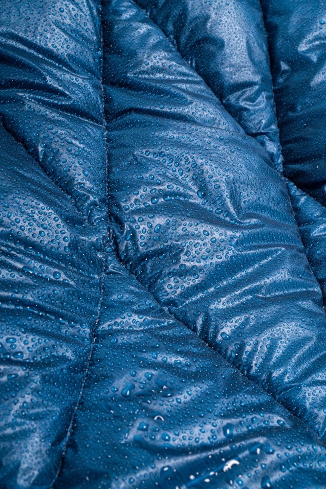 Rumpl Featherlite Down Puffy Blanket - Deep Royal 7 Rumpl Featherlite Down Puffy Blanket - Deep Royal - Image 5