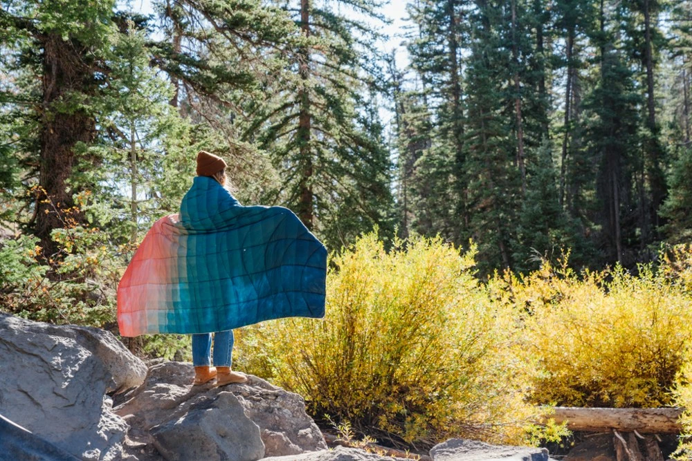 Rumpl NanoLoft Puffy Blanket - Patina Fade 8 Rumpl NanoLoft Puffy Blanket - Patina Fade - Image 6